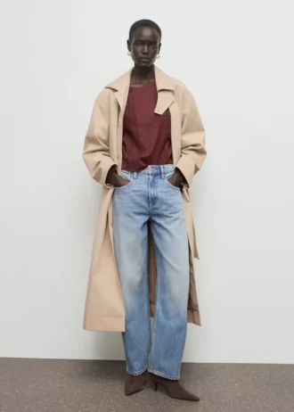 Bestickte Bluse mit Puffärmeln