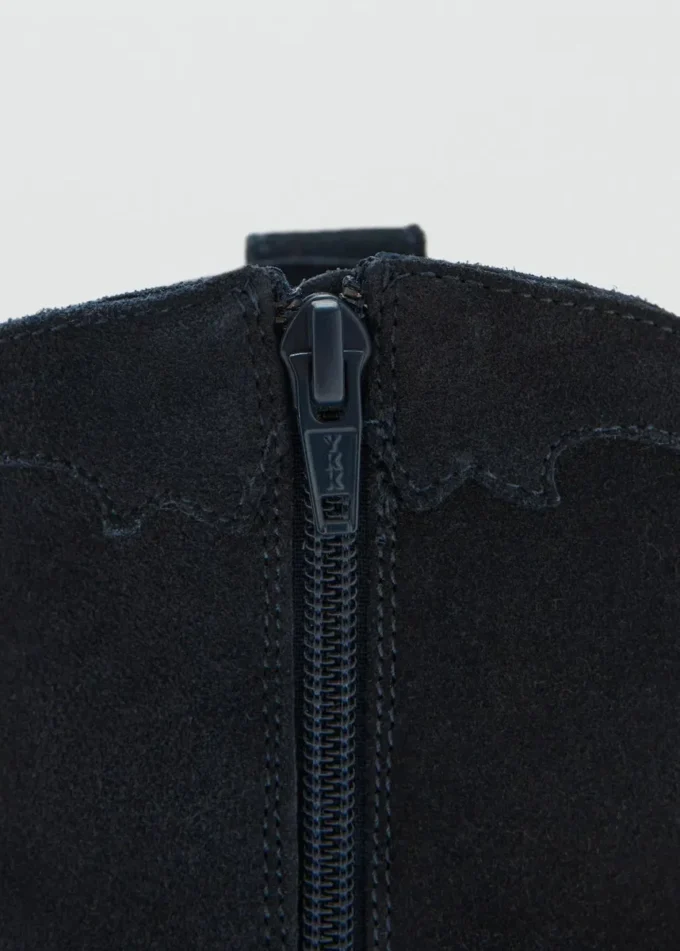 Bestickte Lederstiefeletten Bestickte Lederstiefeletten