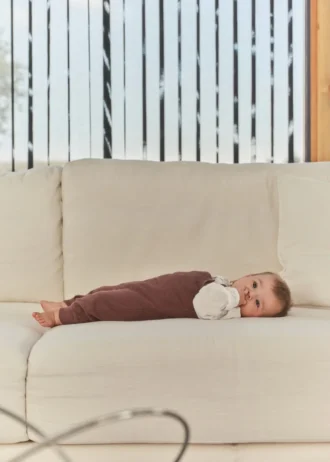 Baby-Hals-Body