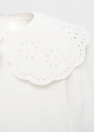 Bestickter Body mit Babydoll-Ausschnitt