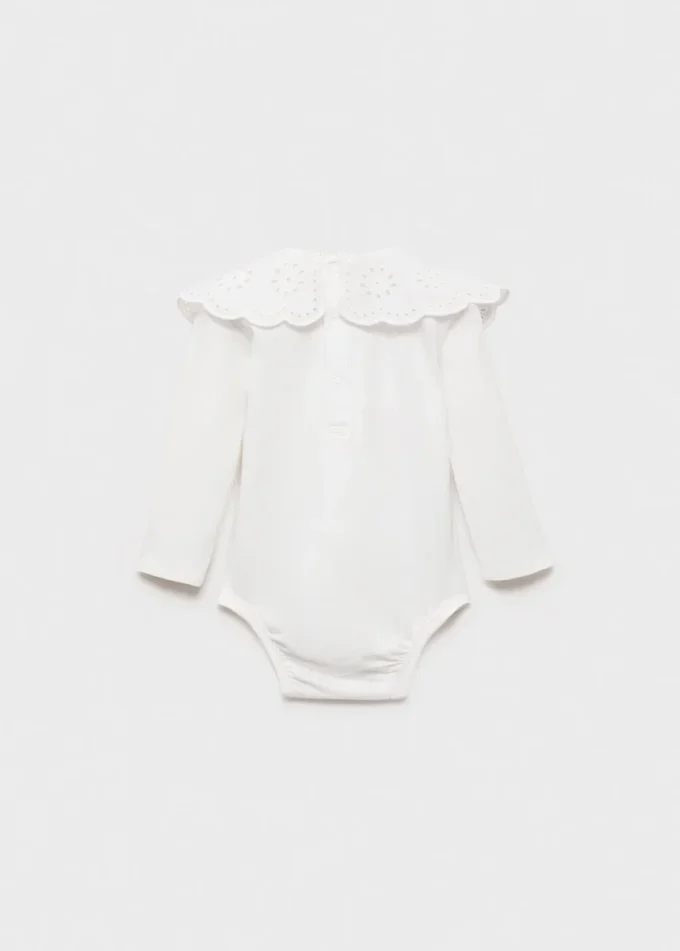 Bestickter Body mit Babydoll-Ausschnitt