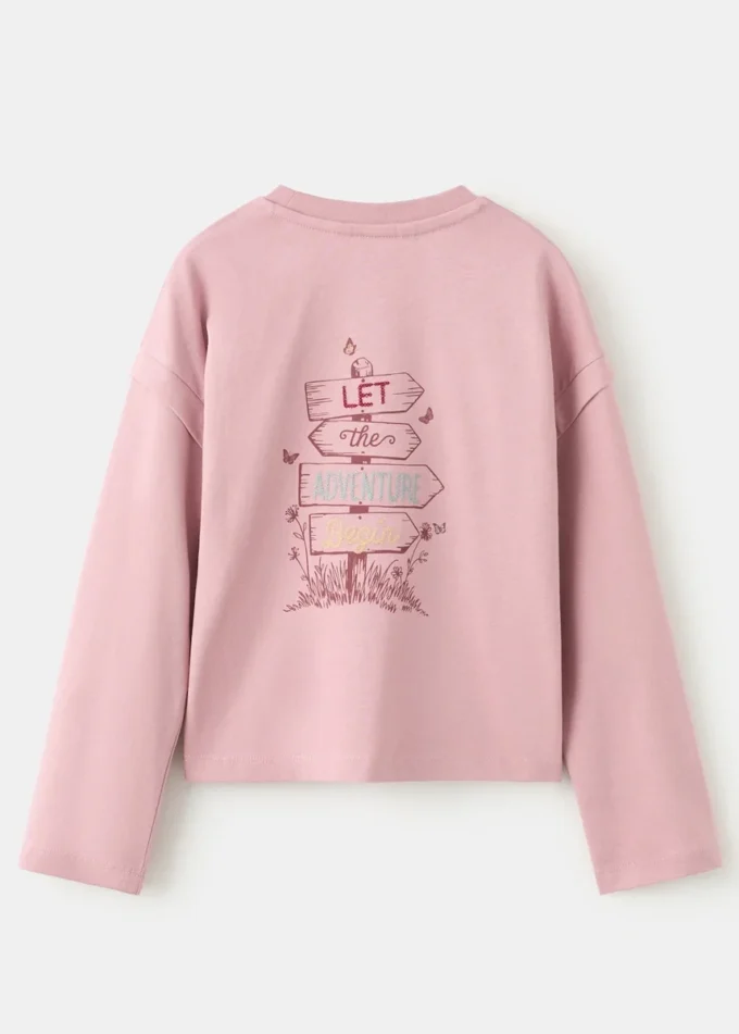 Besticktes bedrucktes T-Shirt Besticktes bedrucktes T-Shirt