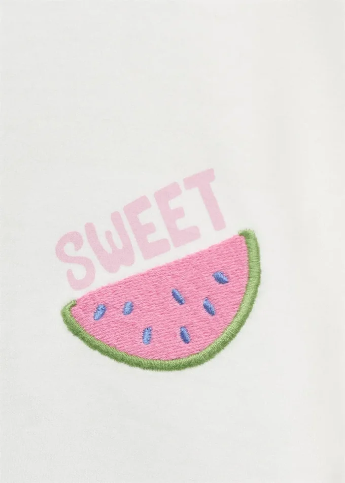Besticktes bedrucktes T-Shirt