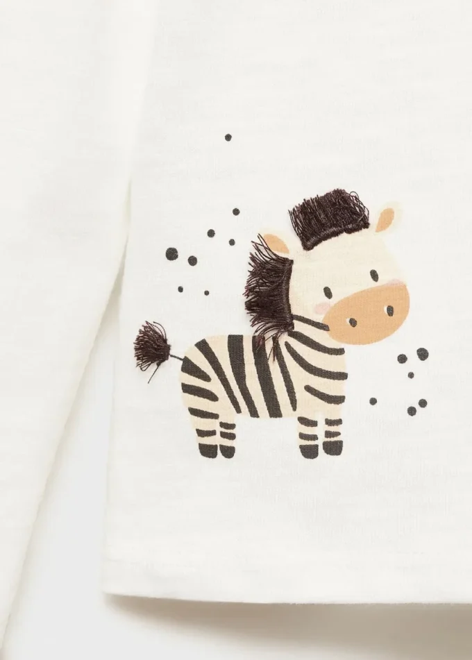 Besticktes bedrucktes T-Shirt