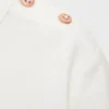 Besticktes bedrucktes T-Shirt