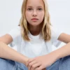Besticktes Kurzarm-T-Shirt Besticktes Kurzarm-T-Shirt