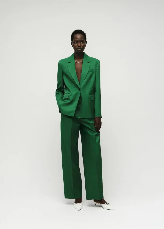 Blazer aus Leinenmischgewebe Blazer aus Leinenmischgewebe