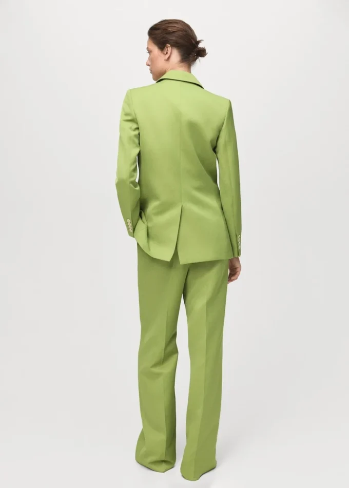 Blazer aus Leinenmischgewebe Blazer aus Leinenmischgewebe