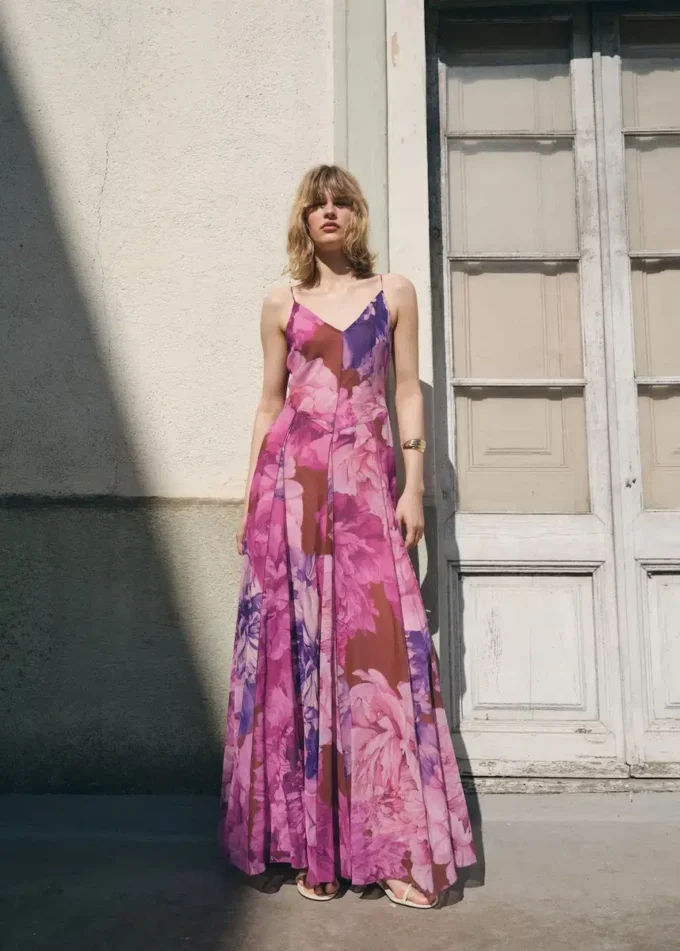 Blumiges Godet-Kleid Blumiges Godet-Kleid
