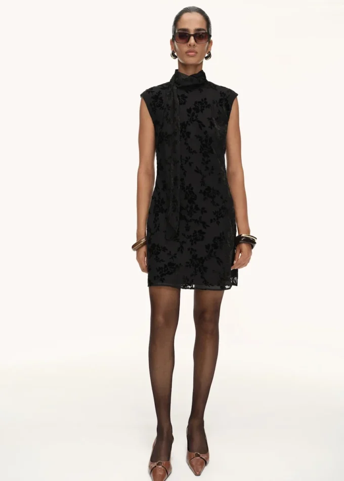 Blumiges Jacquard-Foulard-Kleid