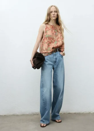 Bluse mit Blumenprint und Falten