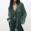 Bluse mit Paisley-Print und Foulard Bluse mit Paisley-Print und Foulard