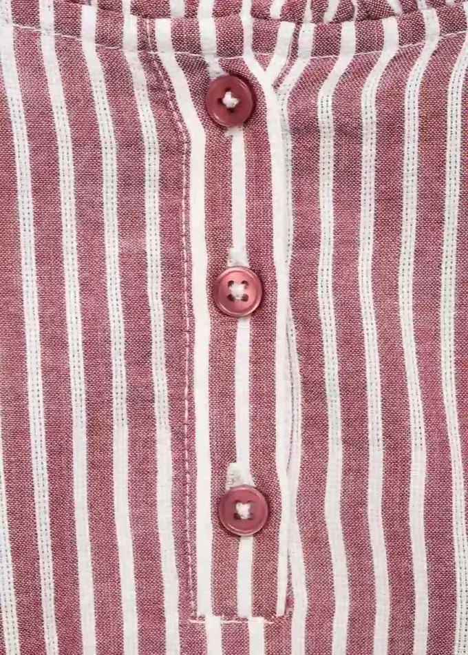 Bluse mit Rüschen und Streifenmuster Bluse mit Rüschen und Streifenmuster