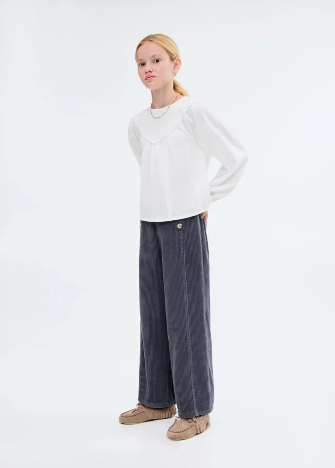 Bluse mit Spitzenbesatz Bluse mit Spitzenbesatz
