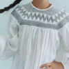 Bluse mit Stickdetails Bluse mit Stickdetails