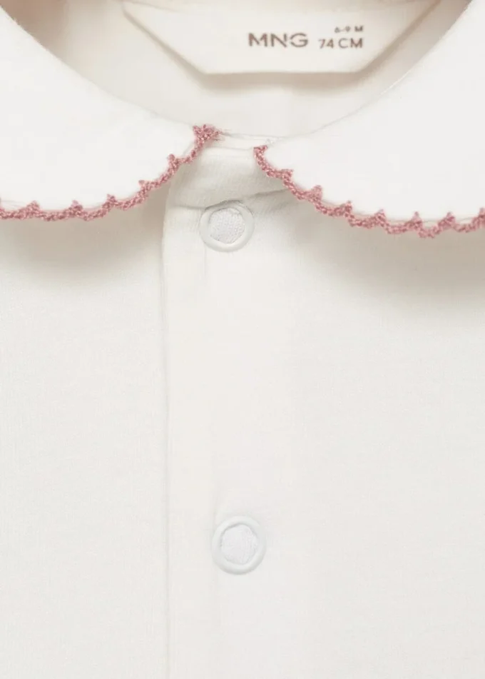 Bodysuit-Pyjama mit Babydoll-Ausschnitt