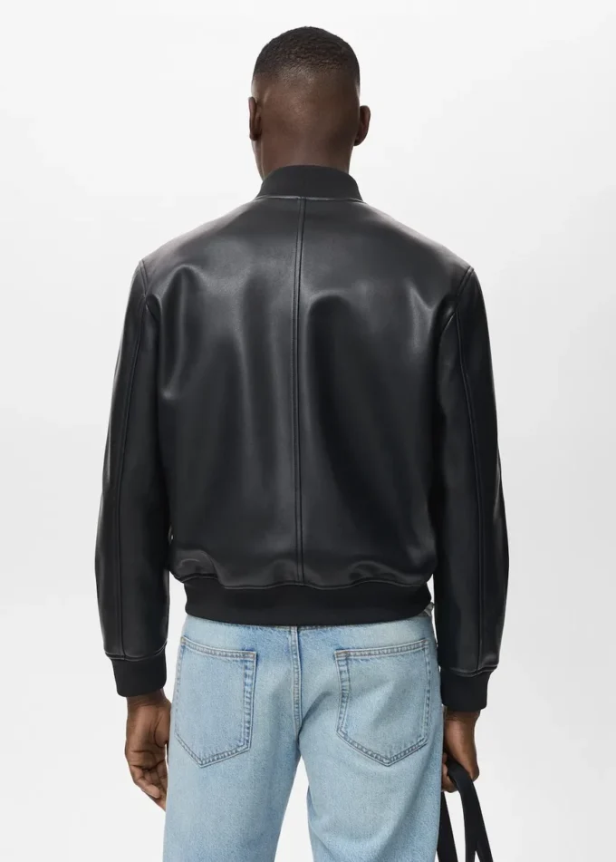 Bomberjacke aus Kunstleder Bomberjacke aus Kunstleder