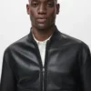 Bomberjacke aus Kunstleder Bomberjacke aus Kunstleder