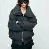 Bomberjacke mit Trichterkragen Bomberjacke mit Trichterkragen