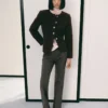 Bouclé-Jacke mit Schmuckknöpfen Bouclé-Jacke mit Schmuckknöpfen