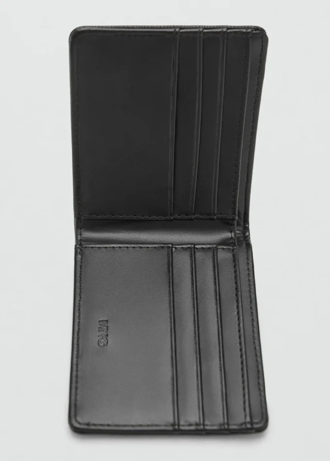 Brieftasche mit kontaktlosem Kartenfach
