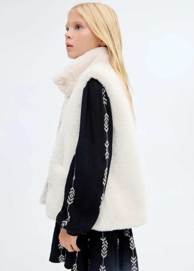 Cape-Weste mit Felloptik Cape-Weste mit Felloptik