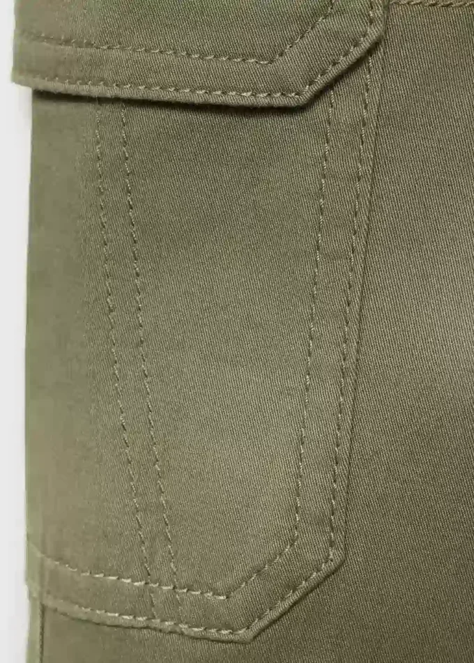 Cargohose aus Baumwolle Cargohose aus Baumwolle