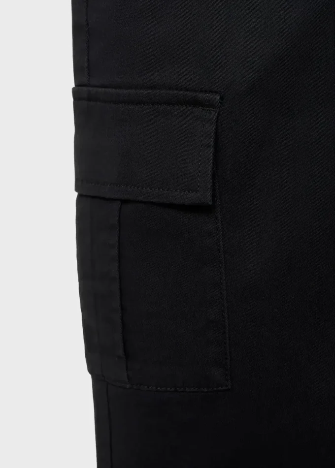 Cargohose aus Baumwolle Cargohose aus Baumwolle