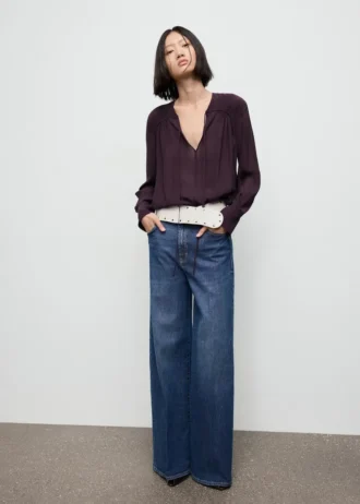 Chiffonbluse mit Schleifenausschnitt