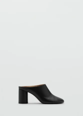 Clogs mit Lederabsatz
