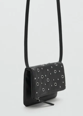 Clutch-Tasche mit Nieten
