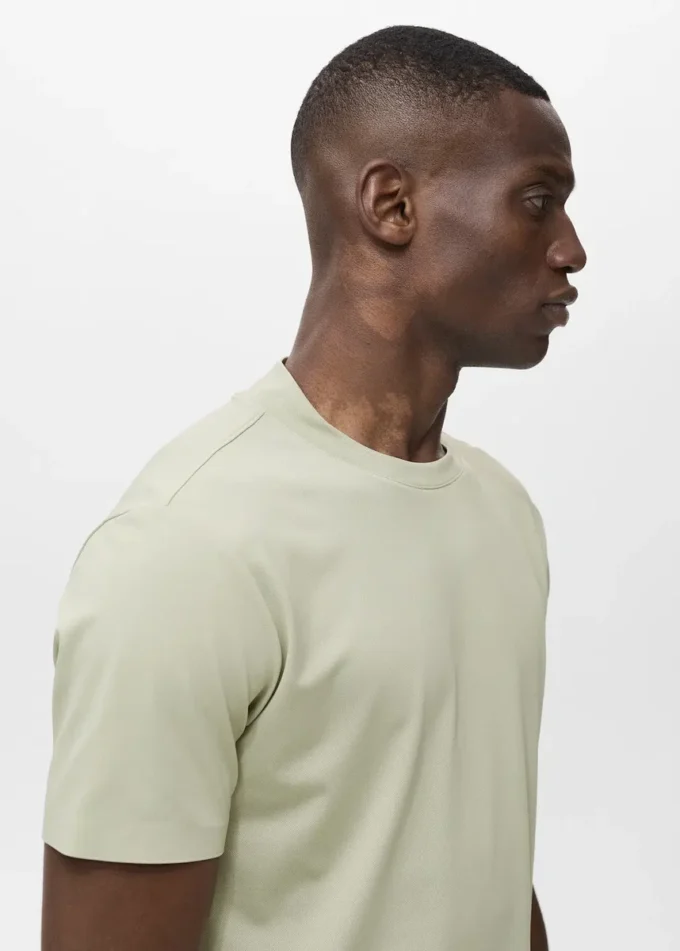 COOLMAX® Slim Fit T-Shirt COOLMAX® Slim Fit T-Shirt