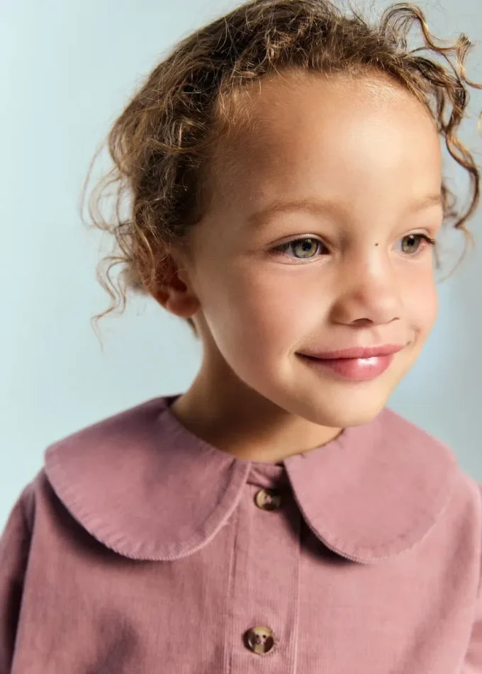 Cordbluse mit Babykragen Cordbluse mit Babykragen