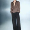 Crossover-Bluse aus Satin