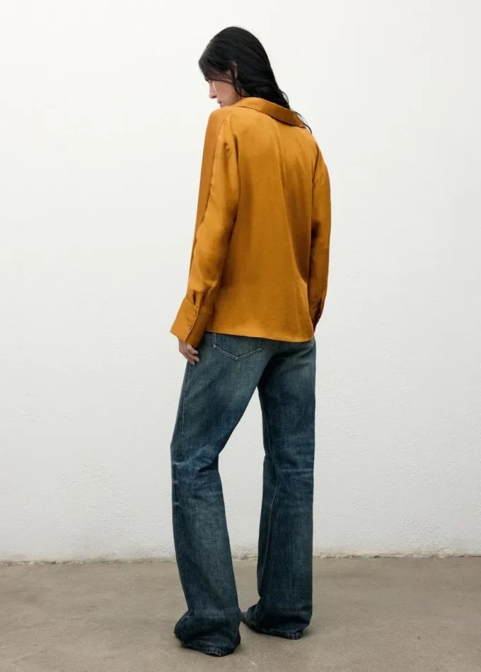Crossover-Bluse aus Satin