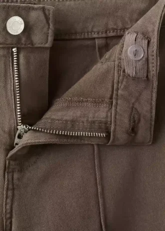Culotte-Jeans mit Nahtdetails