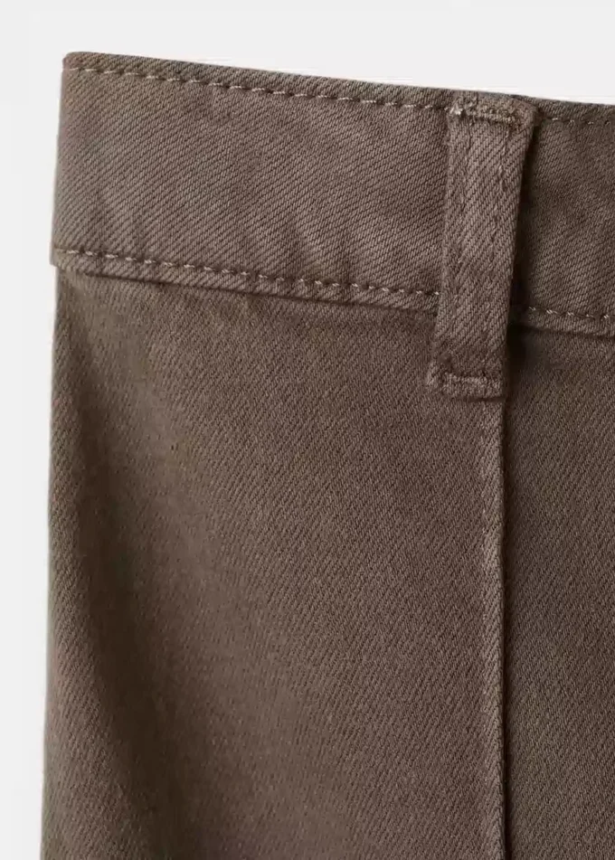 Culotte-Jeans mit Nahtdetails