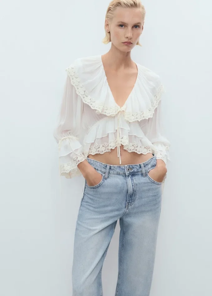 Danila Jeans mit hoher Taille und weitem Bein