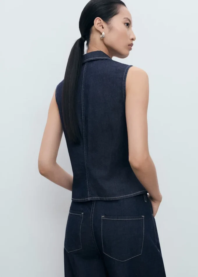 Denim-Oberteil mit Kontrastnähten Denim-Oberteil mit Kontrastnähten