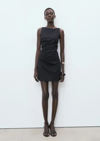 Drapiertes Leinenkleid