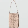 Eimerförmige Tasche aus Leder und Fell