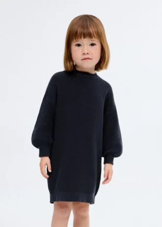 Einfarbiges Strickkleid