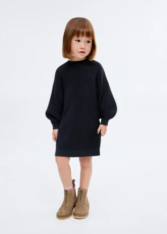 Einfarbiges Strickkleid
