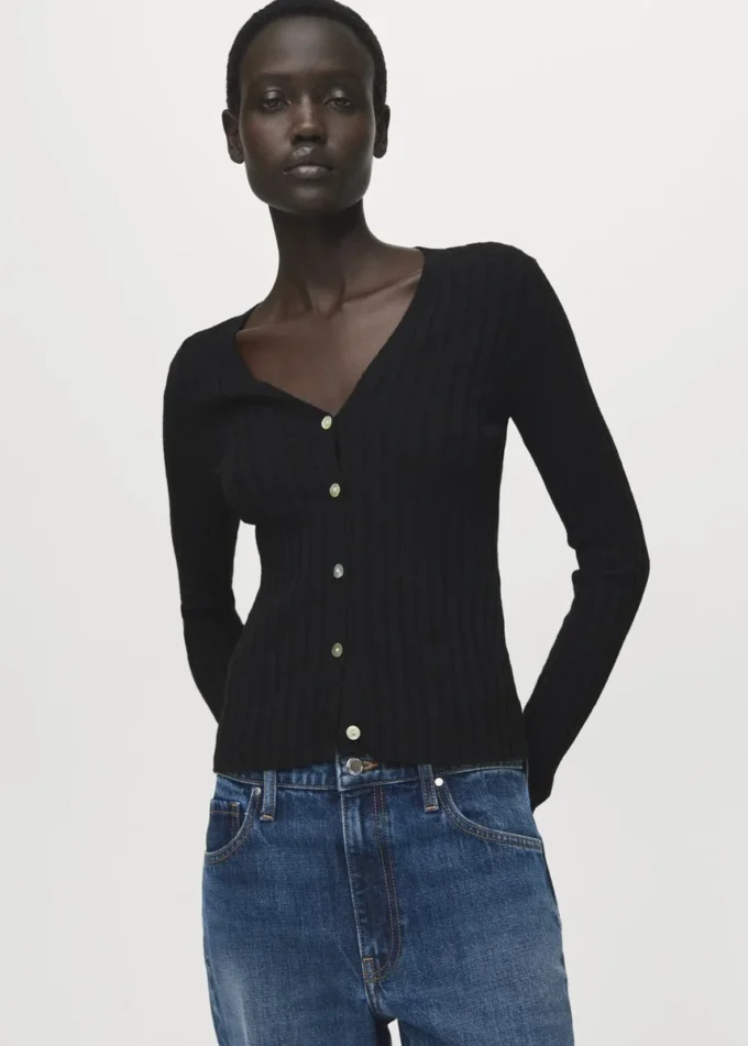 Fein gerippte Strickjacke Fein gerippte Strickjacke