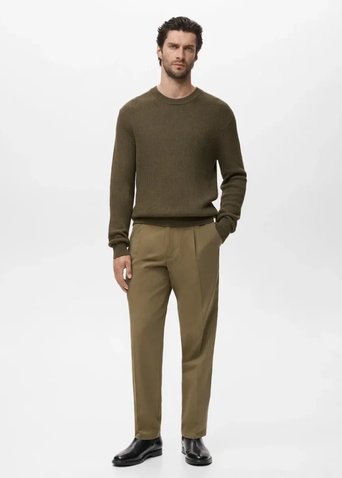 Fein gerippter Baumwollpullover