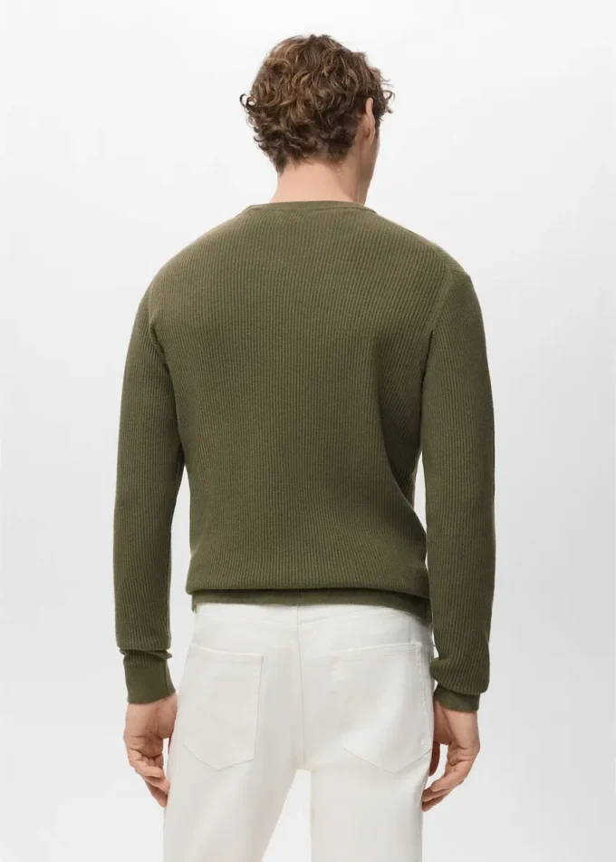 Fein gerippter Baumwollpullover