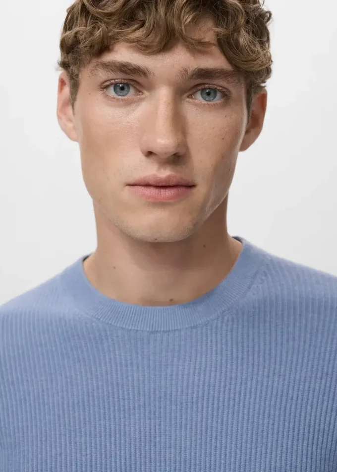 Fein gerippter Baumwollpullover
