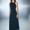 Fein gestricktes Kleid mit metallischen Details
