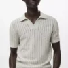 Fein gestricktes Polohemd mit Fischgrätenmuster