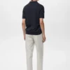 Fein gestricktes Poloshirt aus 100 % Baumwolle Fein gestricktes Poloshirt aus 100 % Baumwolle